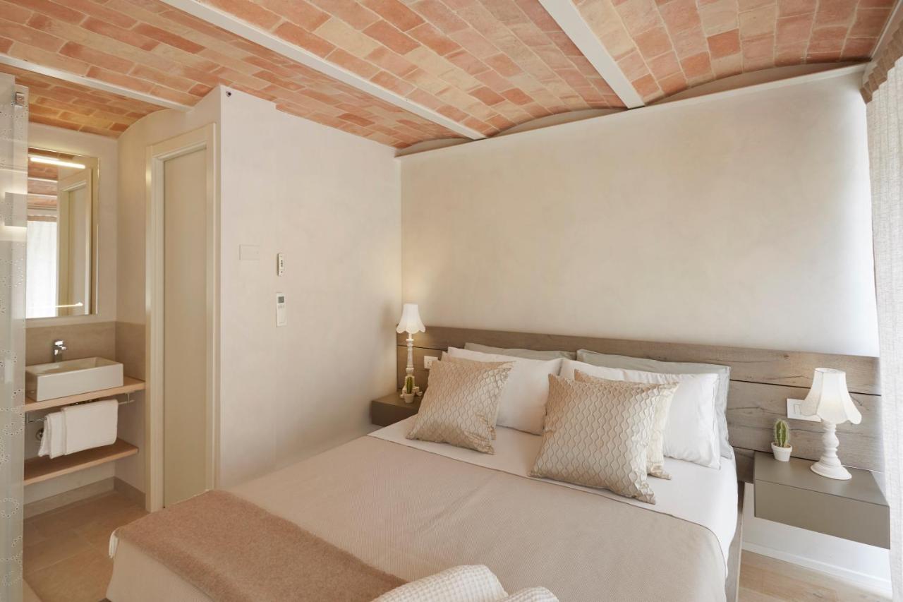 مبيت وإفطار سيرولو Nilu Relais المظهر الخارجي الصورة